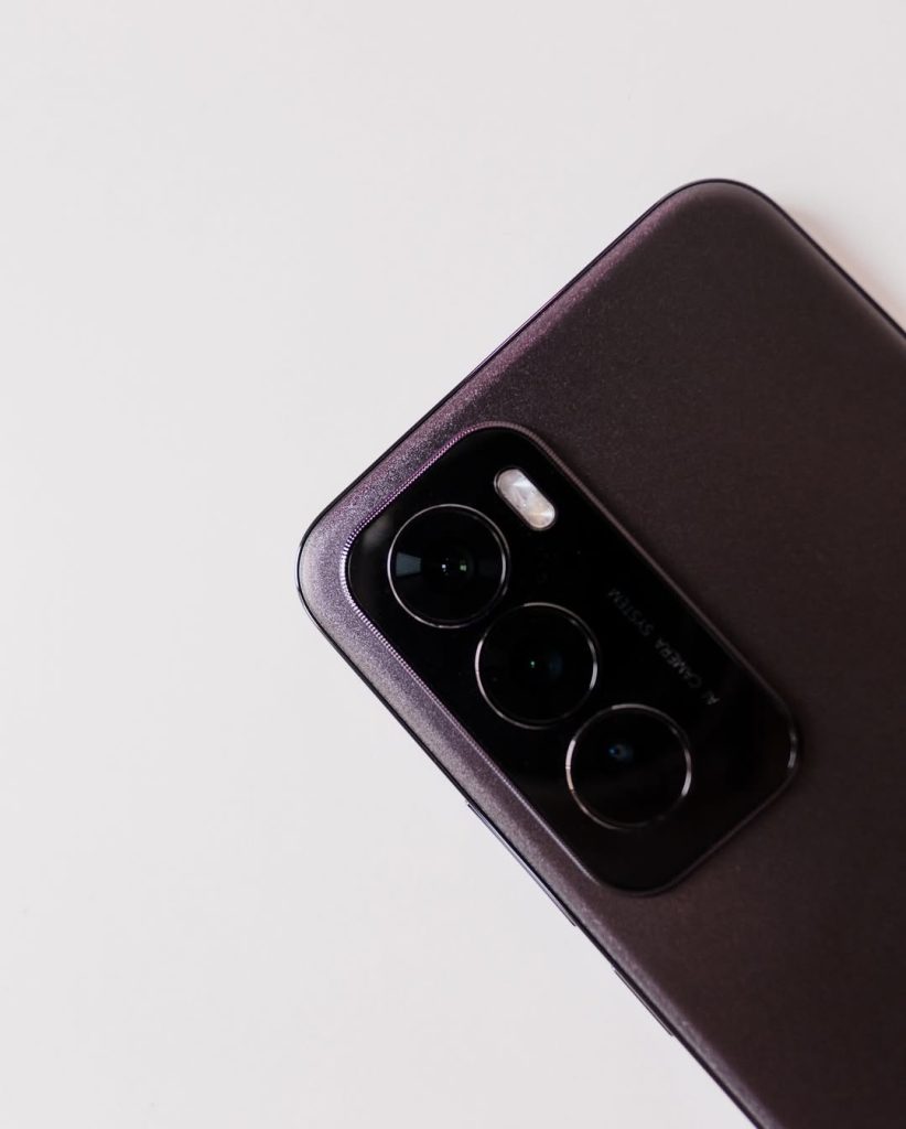 OPPO Reno12 Pro camera