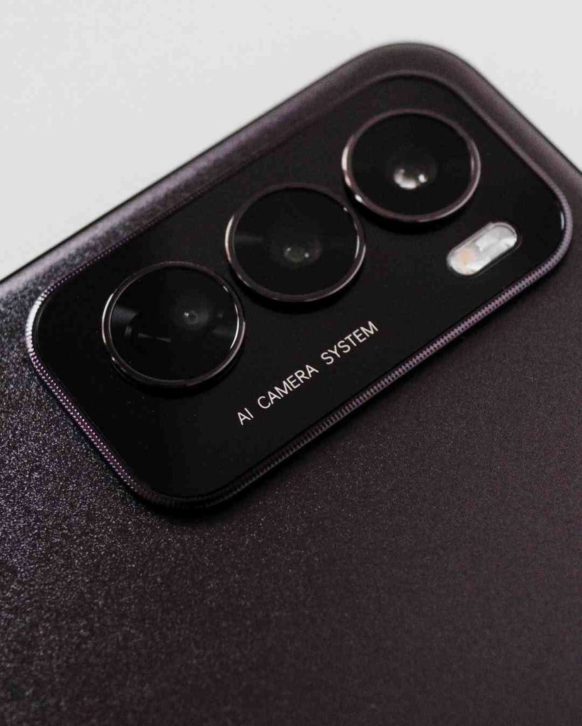 OPPO Reno12 Pro camera